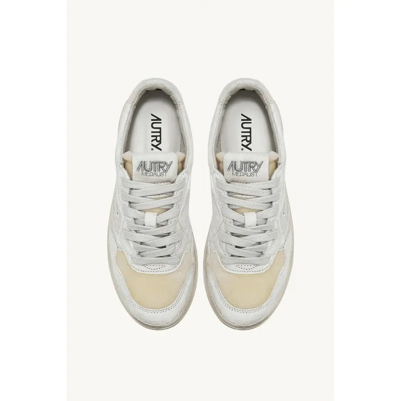AUTRY SNEAKERS MEDALIST IN CAVALLINO