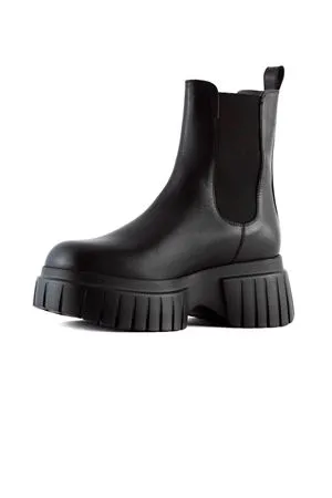 BLANDIN PARIS Calzature,Stivaletti Stivaletto in pelle nera 