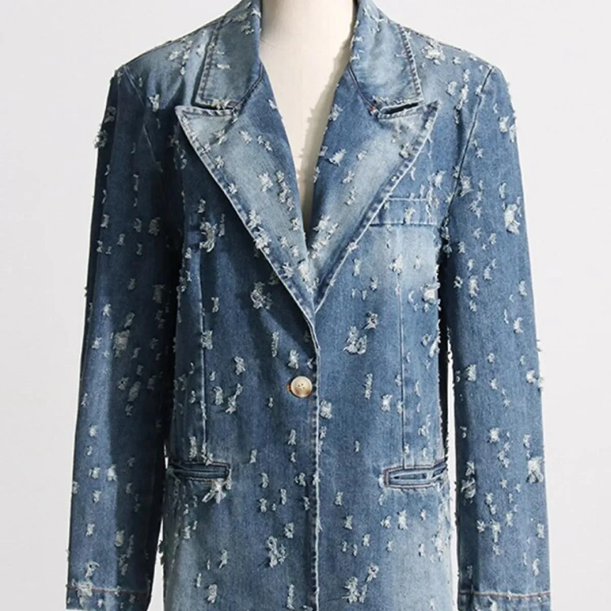 Blazer di jeans lungo allentato graduale lavaggio traforato da donna della giacca da stilista più nuova di High Street 2023