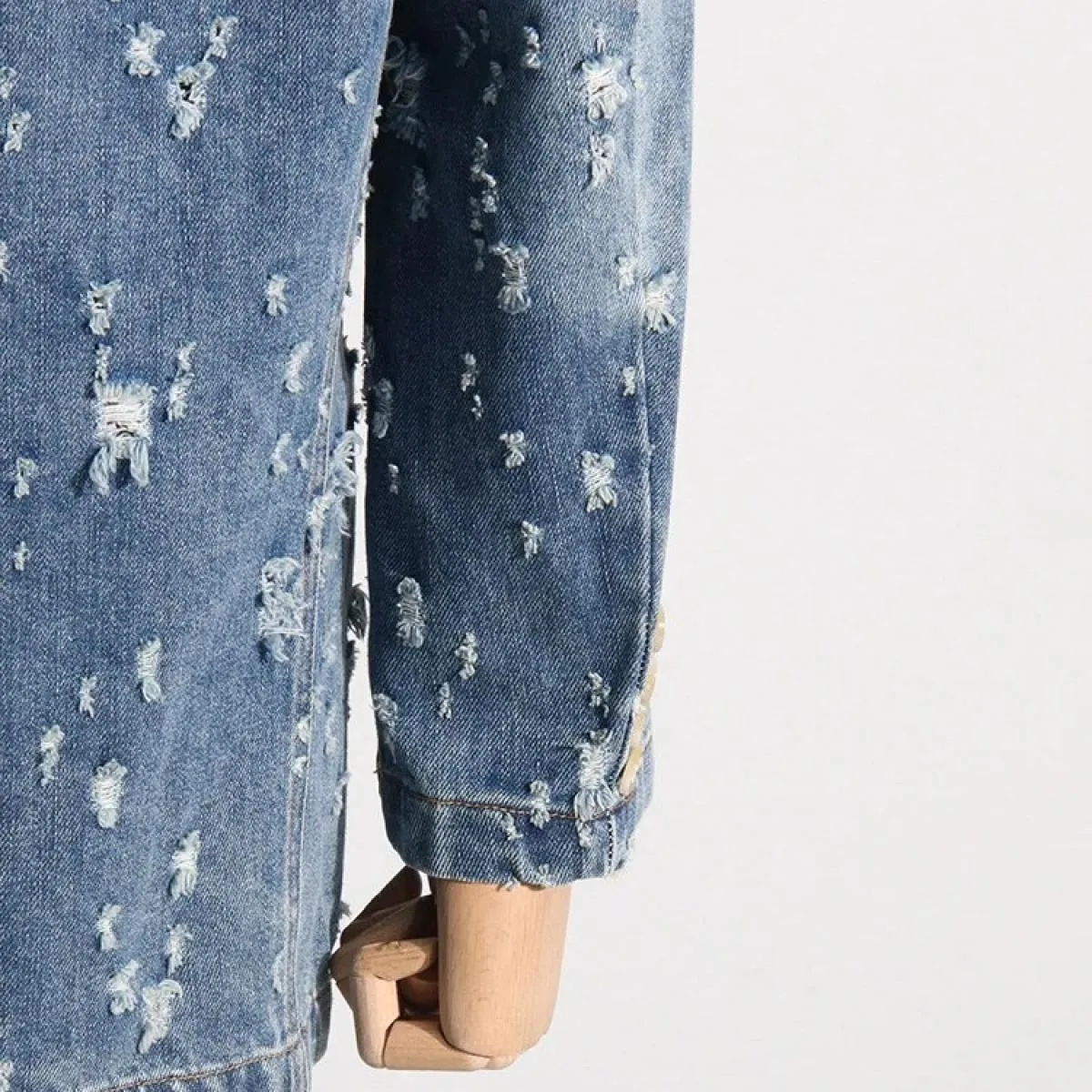 Blazer di jeans lungo allentato graduale lavaggio traforato da donna della giacca da stilista più nuova di High Street 2023