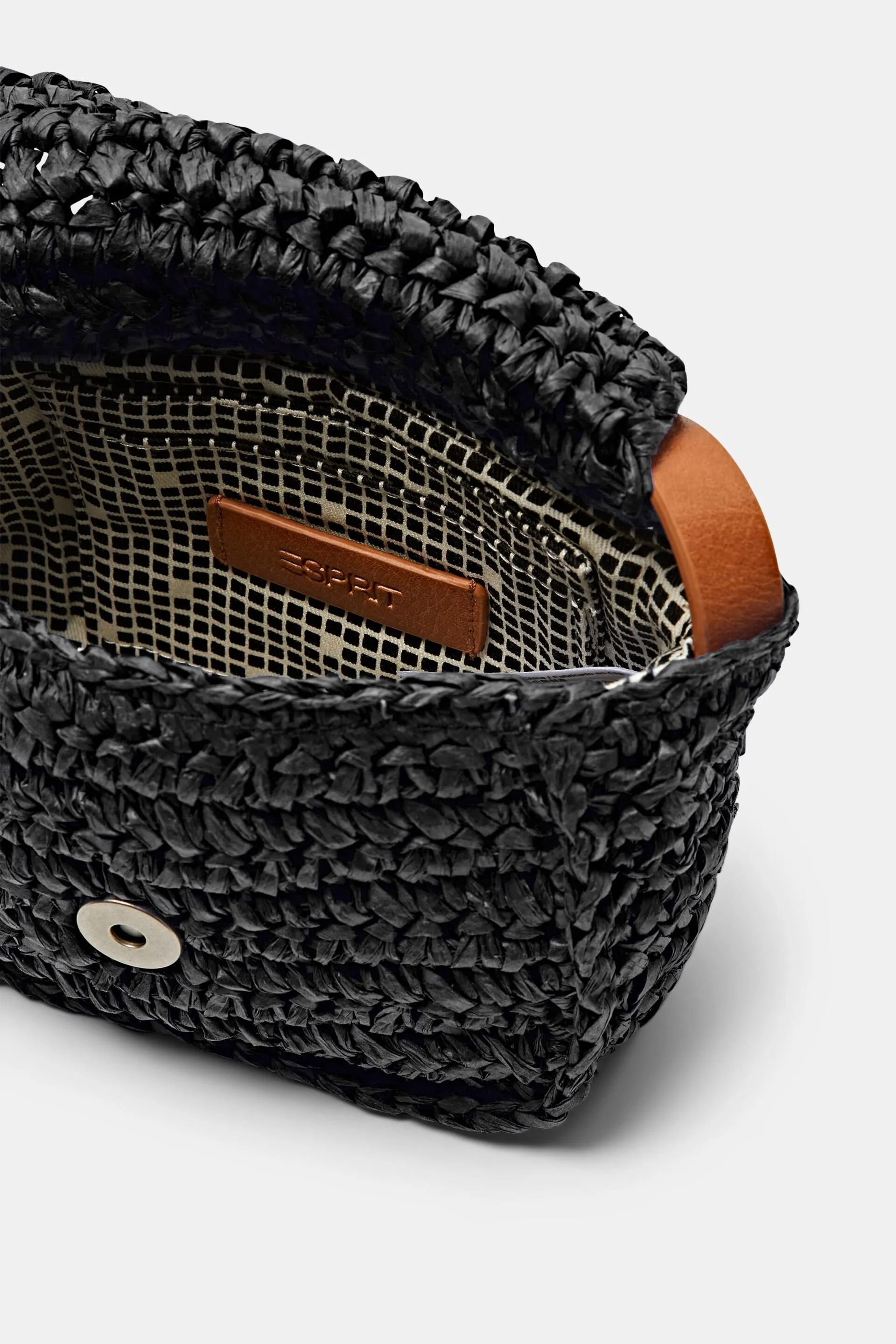 Borsa a tracolla a uncinetto con patta