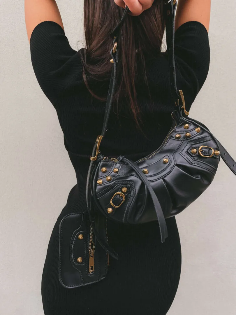 Borsa borchie vera pelle