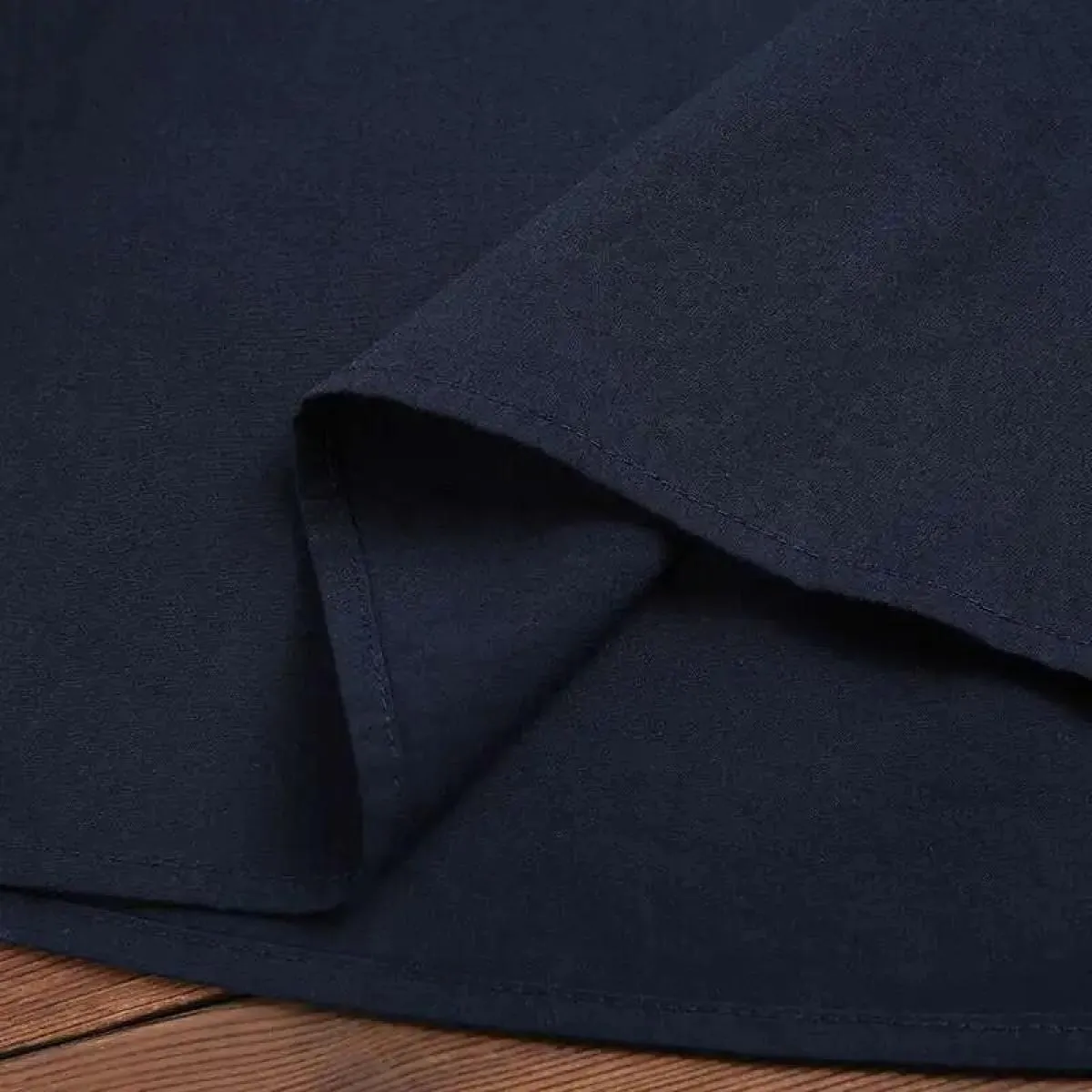 Camicetta da donna alla moda 2023 Autunno nuova elegante manica a lanterna ricamata camicia casual allentata da donna girocollo