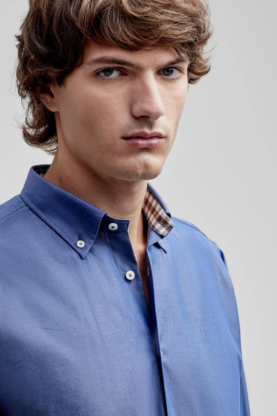 CAMICIA  COLLO BUTTON DOWN CONTRASTI BLUETTE