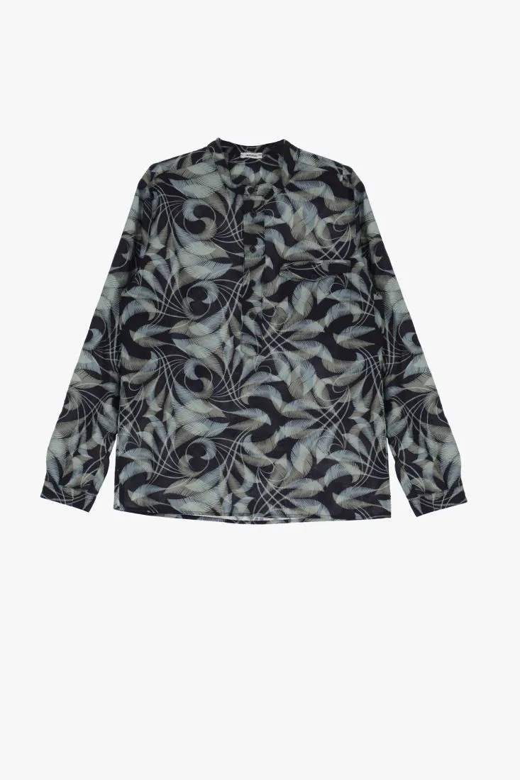 Camicia girocollo fantasia astratta con abbottonatura parziale