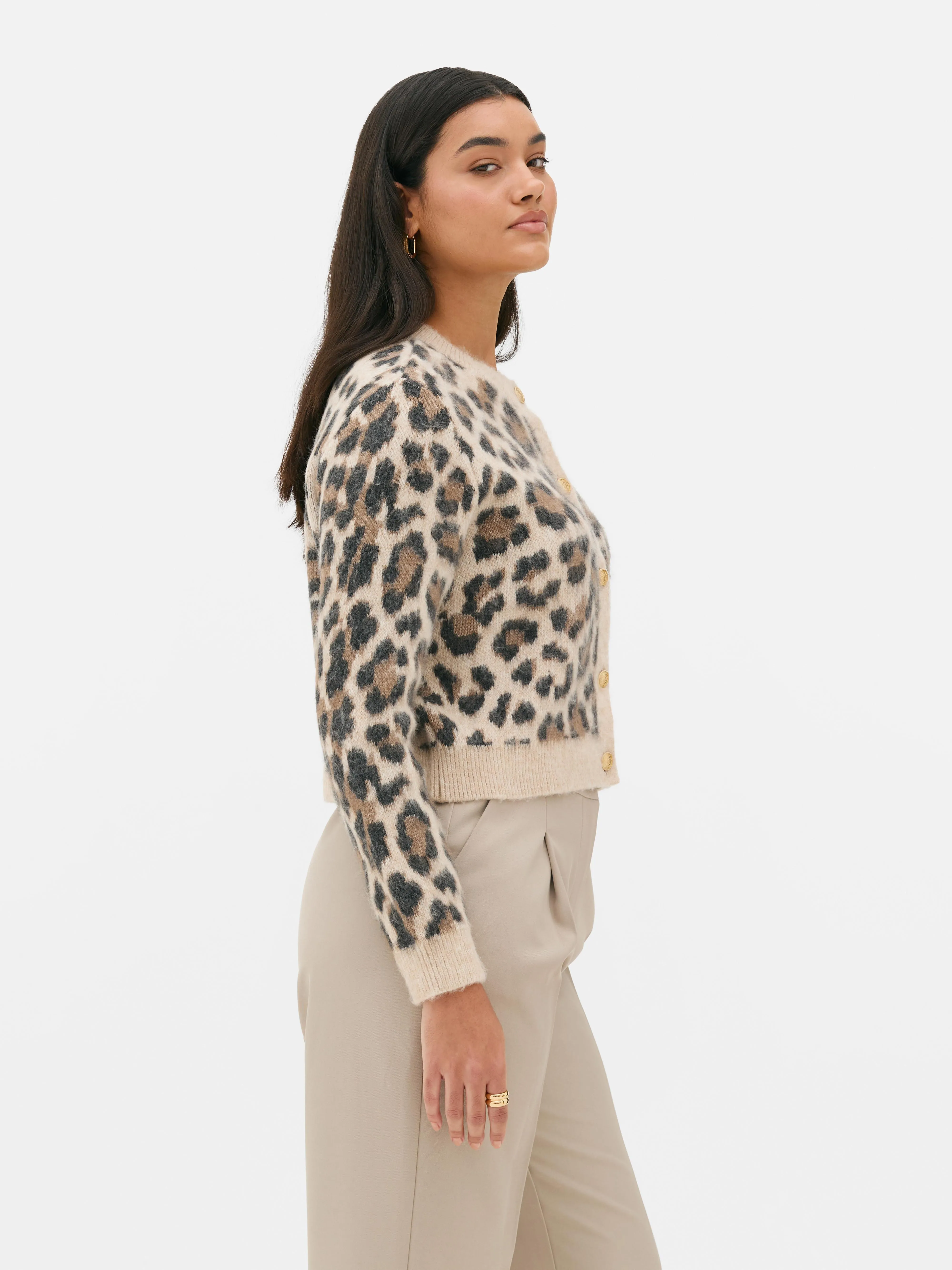 Cardigan girocollo con stampa leopardata