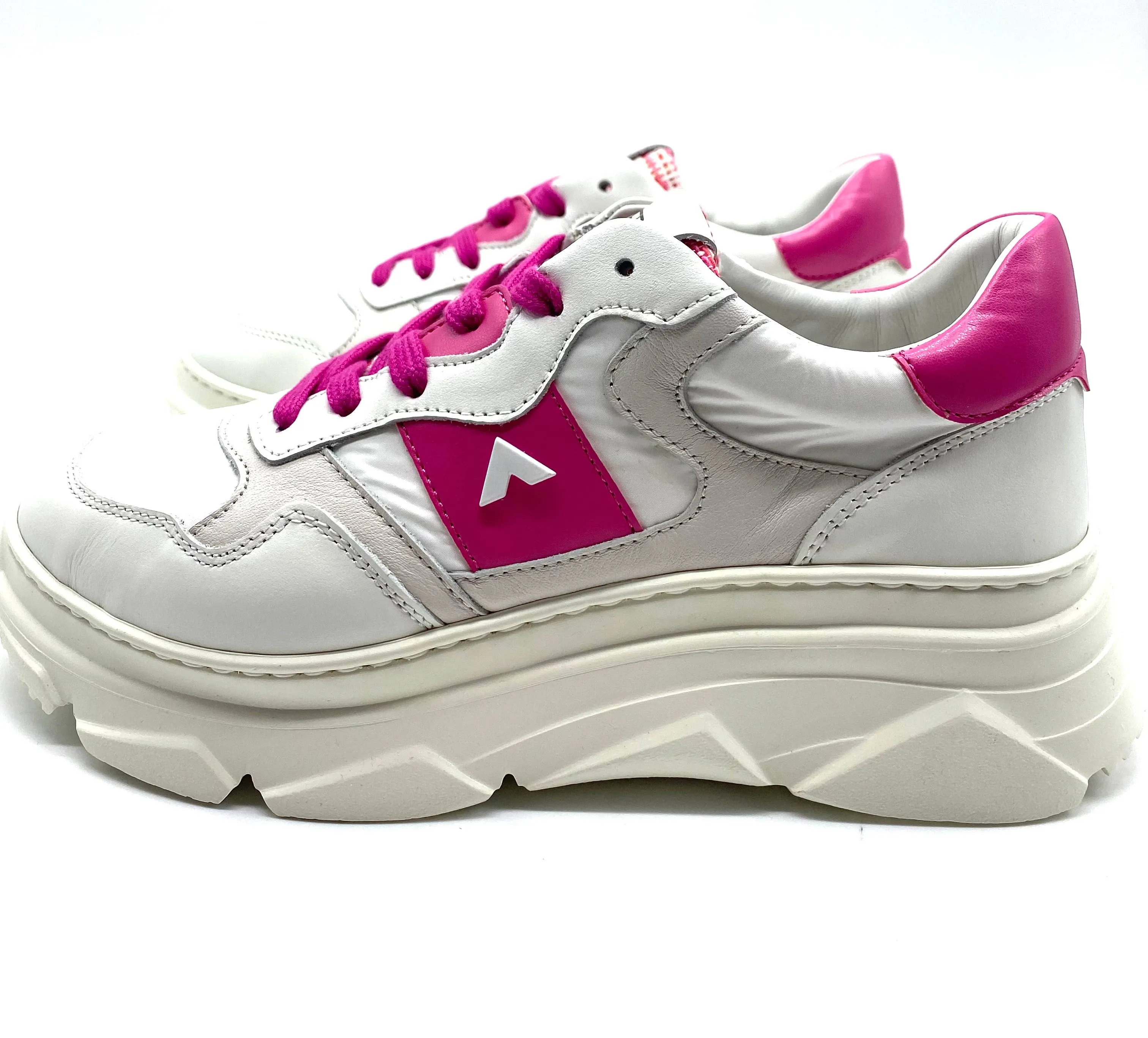 ED PARRISH - SNEAKERS