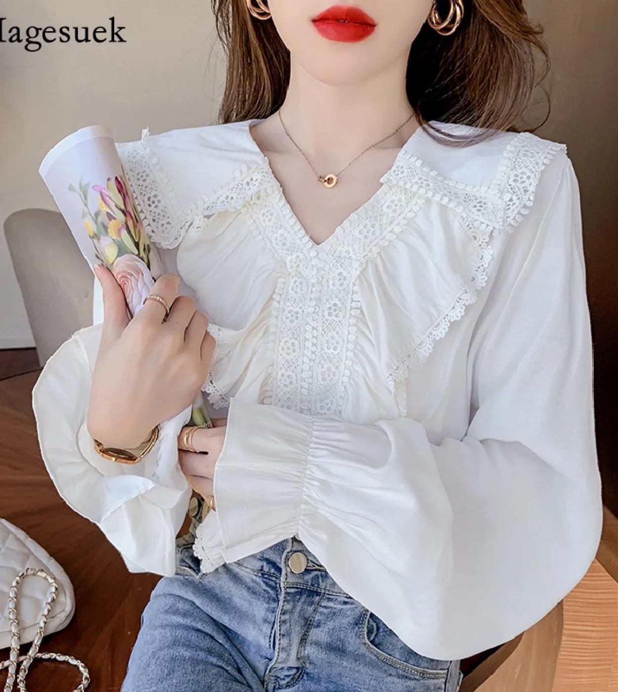 Elegante camicia da donna in chiffon con cuciture in pizzo Camicetta con volant con scollo a V a maniche lunghe in autunno con t