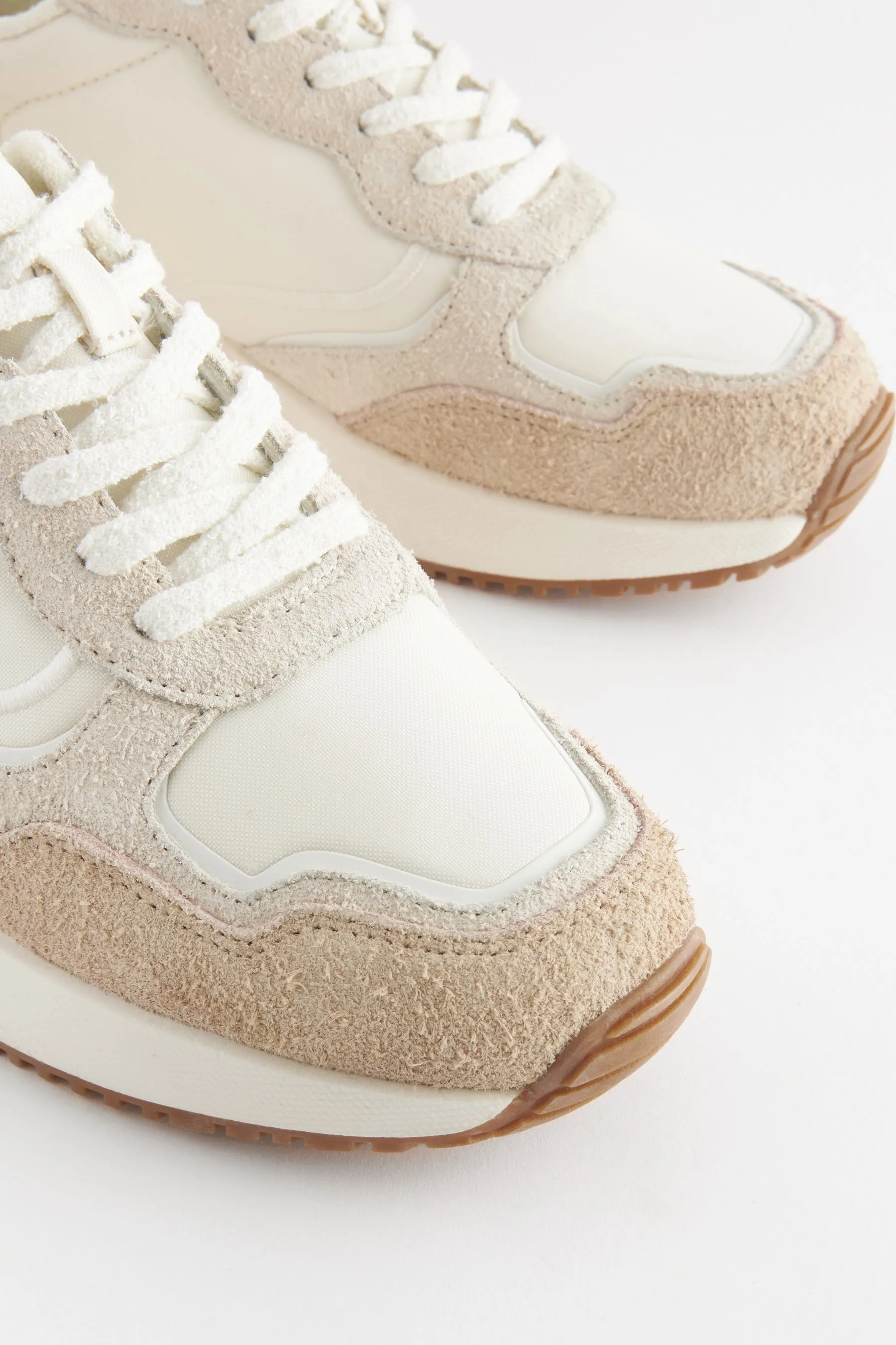 Forever Comfort® - Scarpe da ginnastica scamosciate con suola spessa e cuciture a vista    