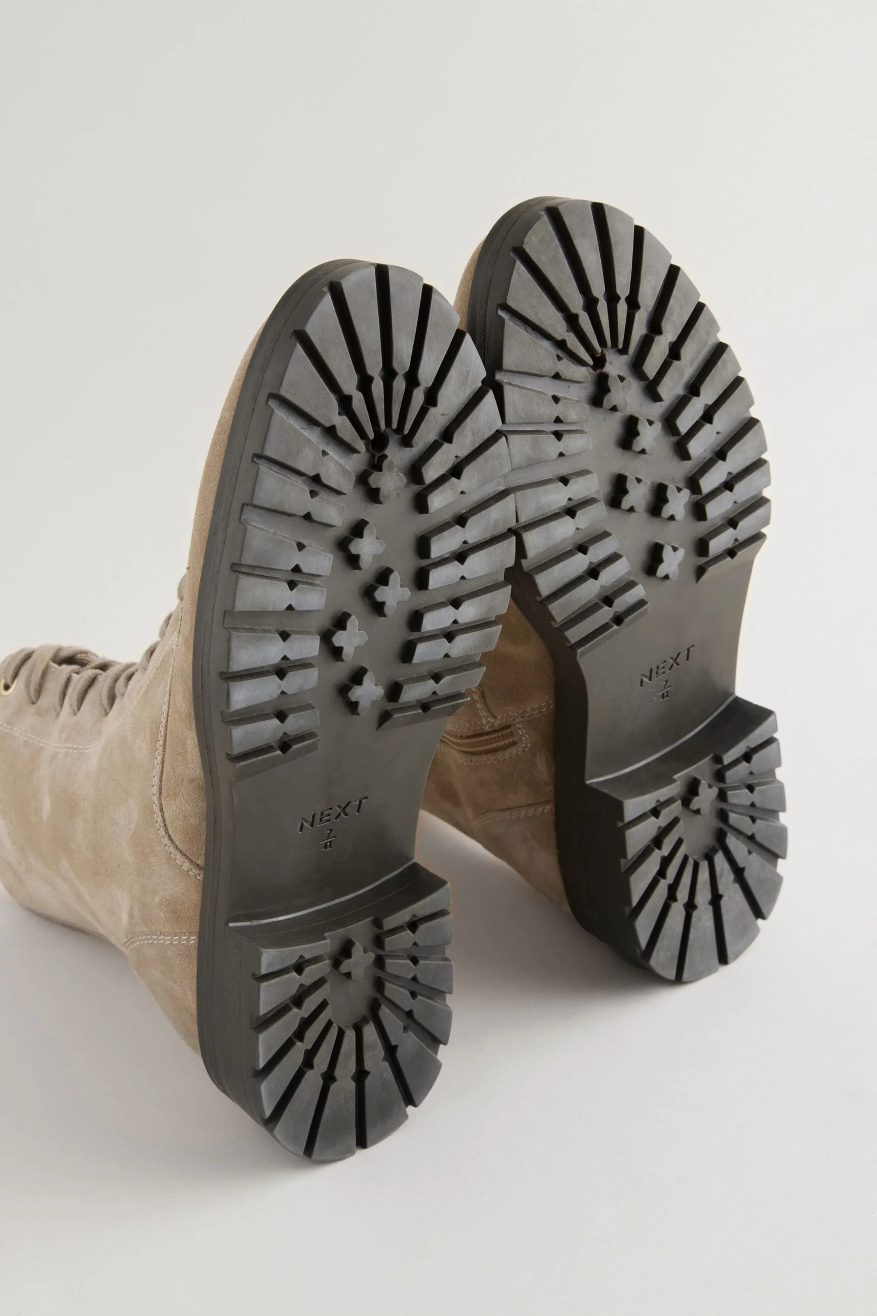 Forever Comfort® - Stivali in pelle stringati    