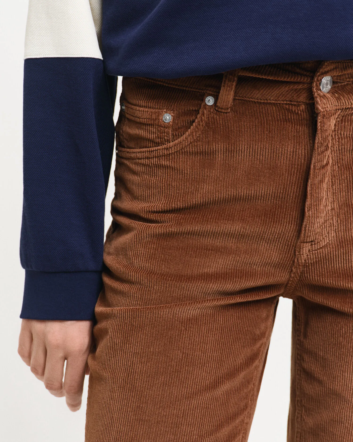 Jeans svasati in velluto a coste    