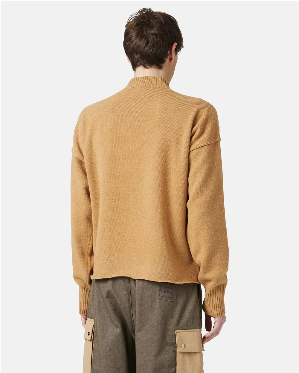 Maglione girocollo con logo ricamato