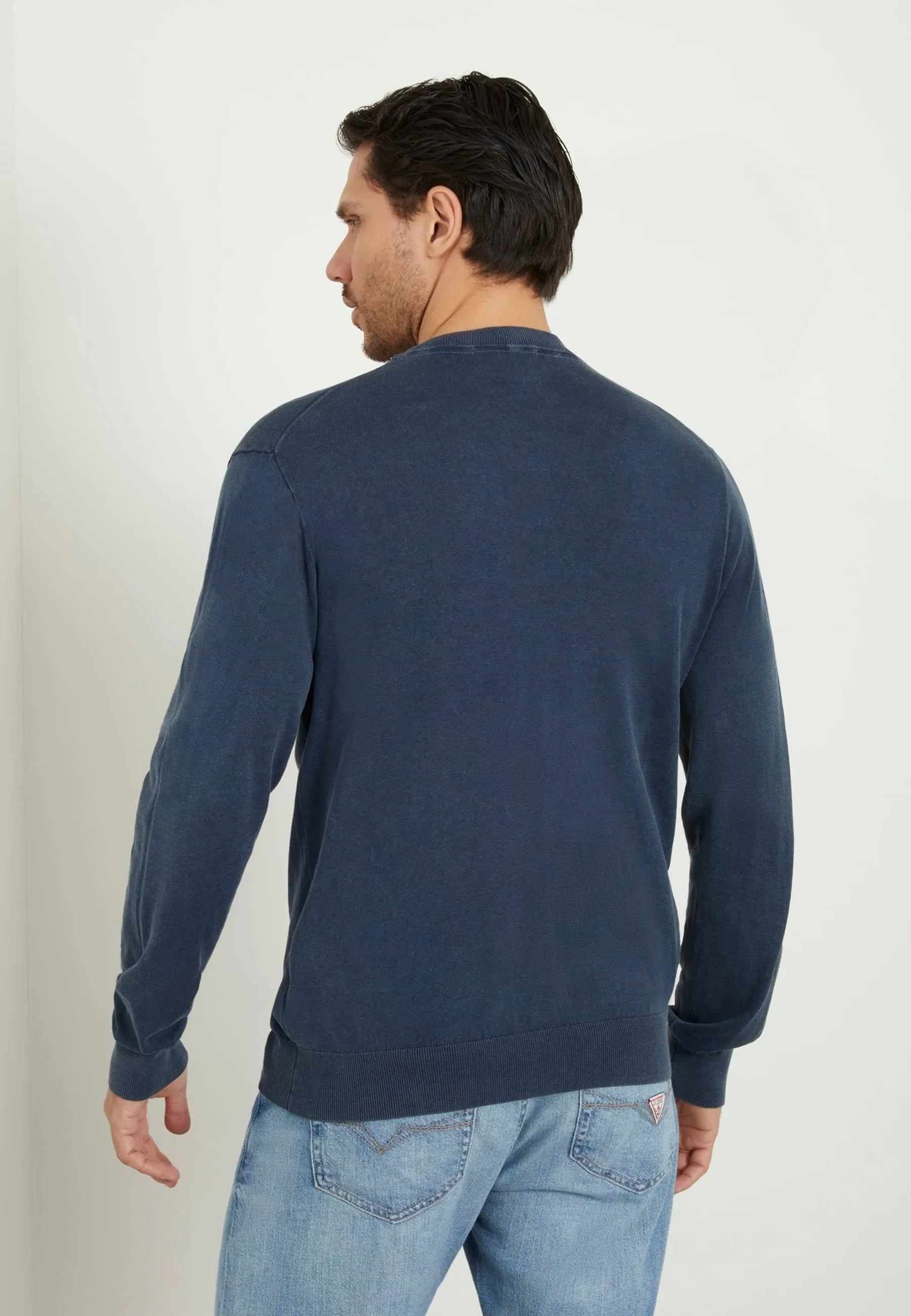 MIT SEITLICHER LOGOSTICKEREI - Maglione