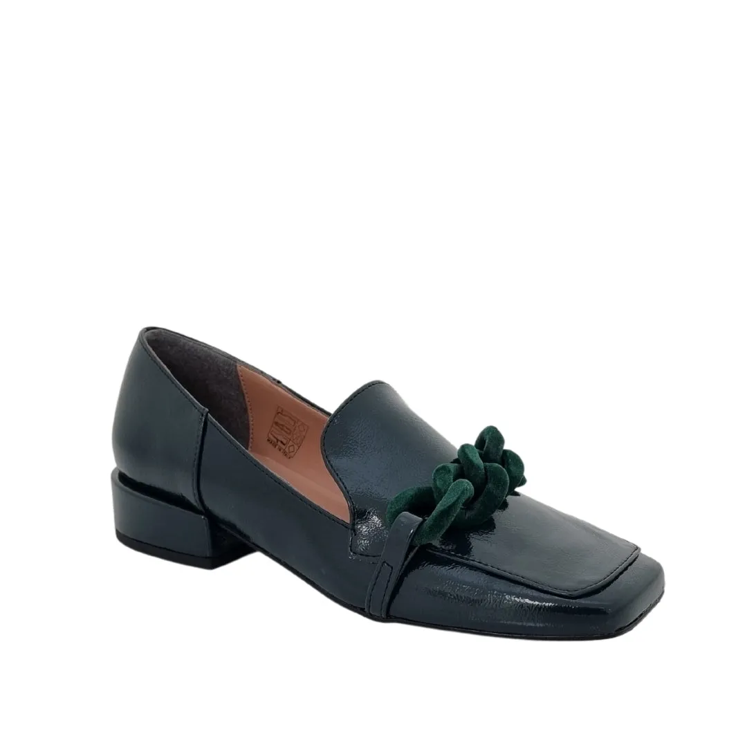 Mocassini con tacco basso punta quadrata naplak verde F/W