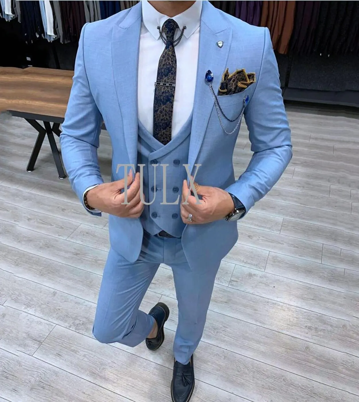Nuovi abiti maschili 2023 Slim Fit Risvolto con visiera One Button 3 pezzi Wedding Groom Wear Blazer giacca  pantaloni  gilet