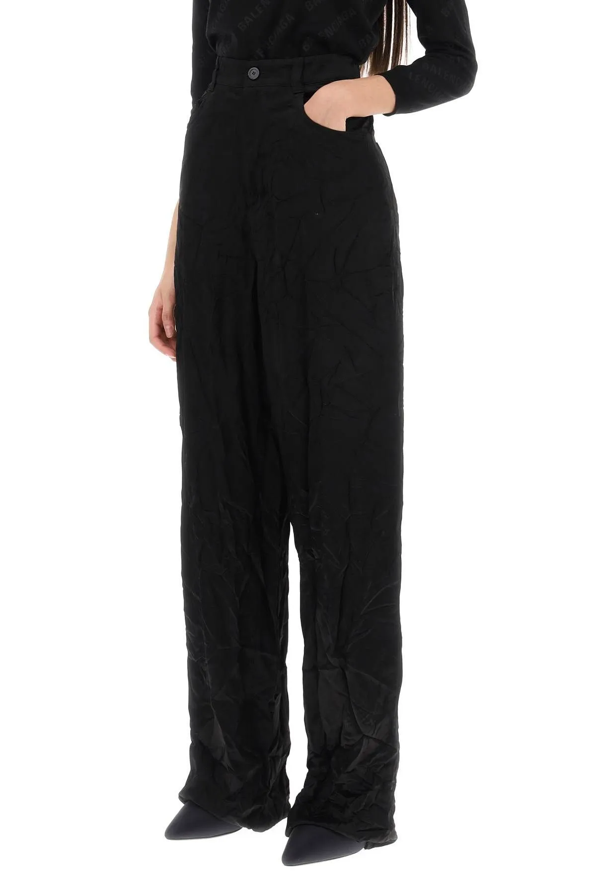 PANTALONI IN RASO CON EFFETTO STROPICCIATO