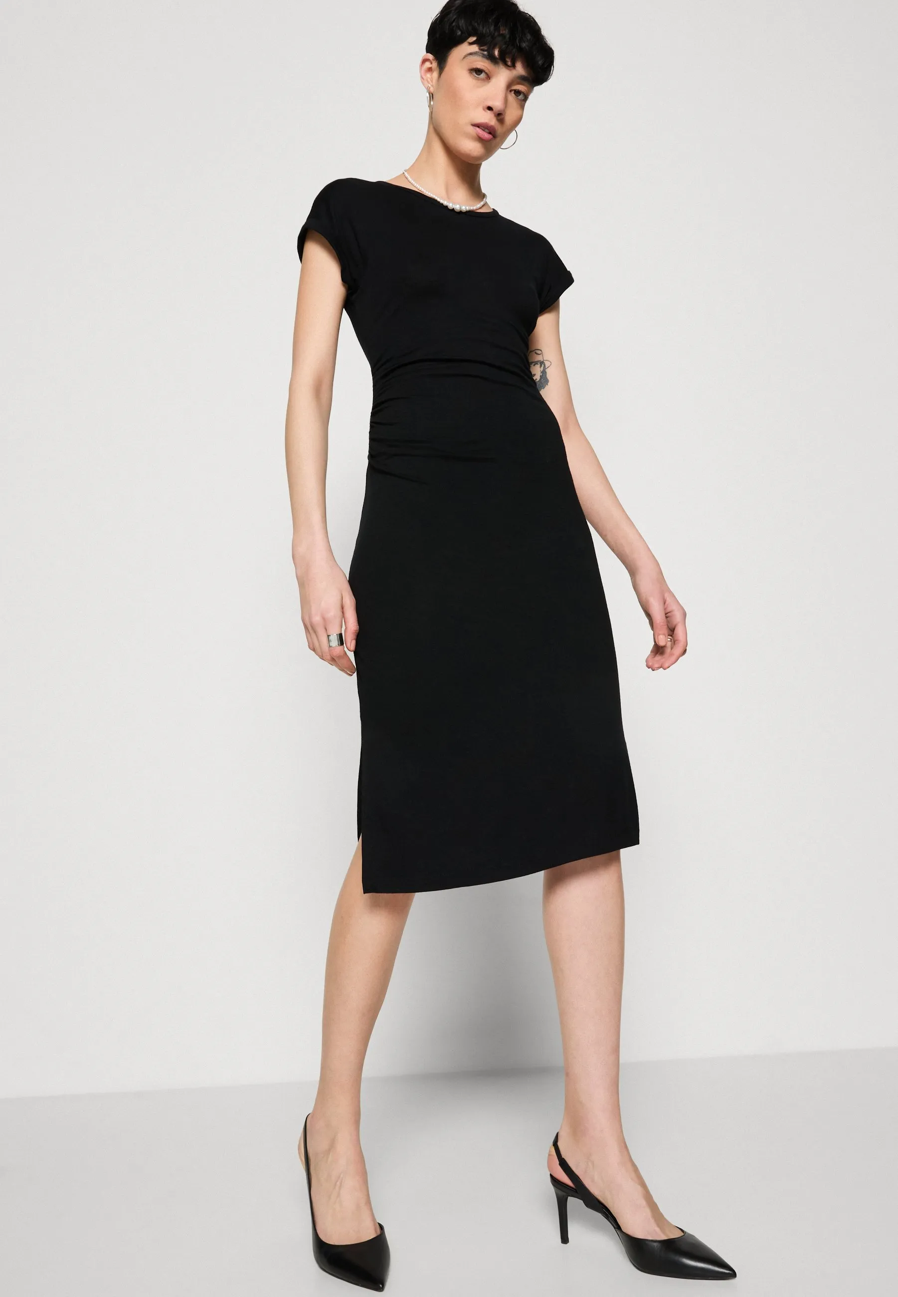 Vestito di maglina