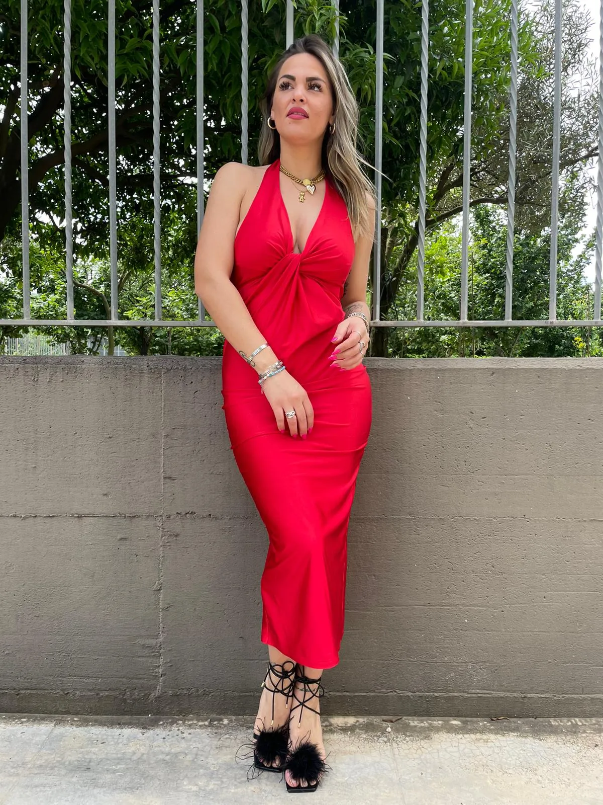 Vestito lungo in lycra con nodo avanti