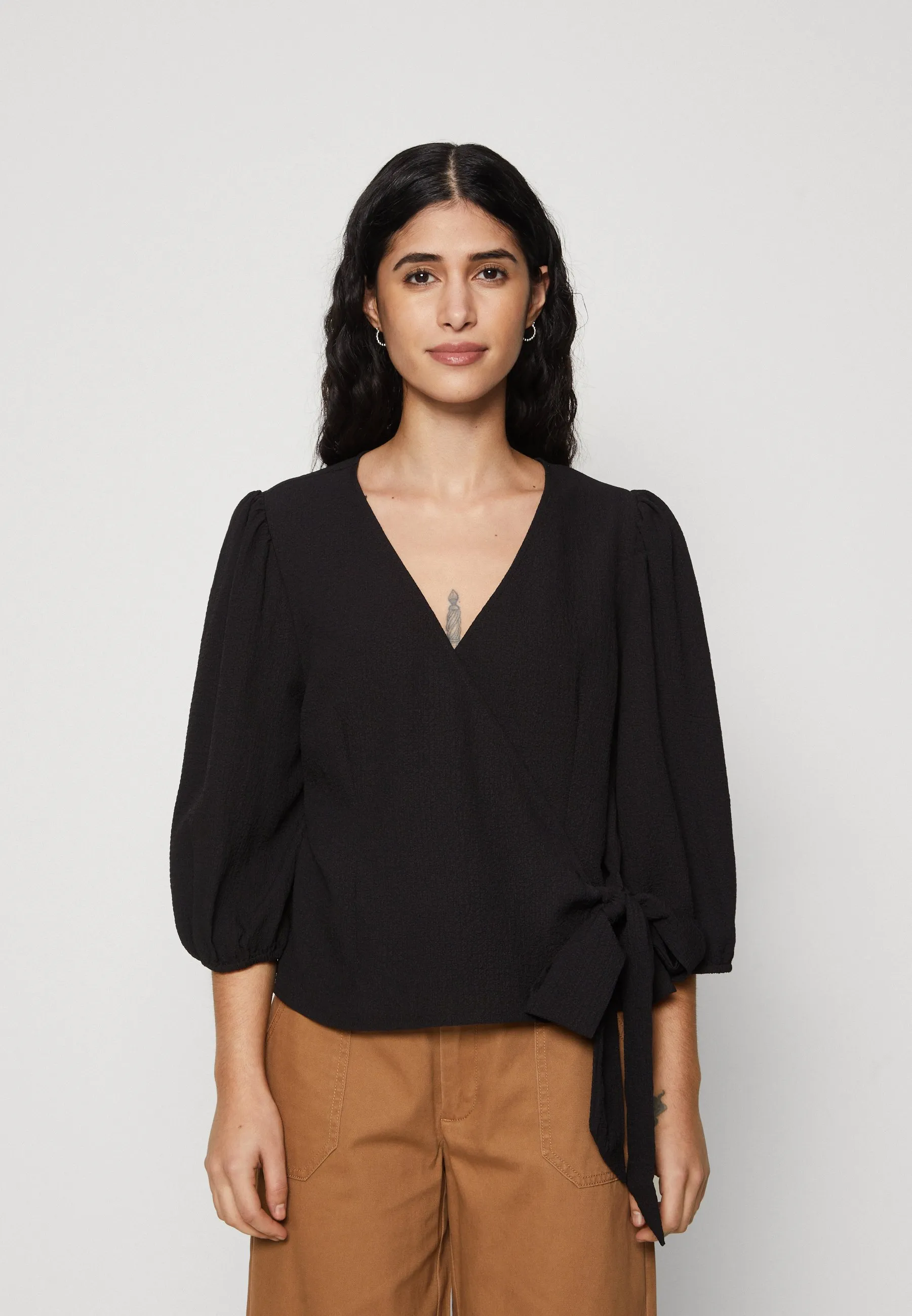 VMPEPPER AYA WRAP - Camicetta