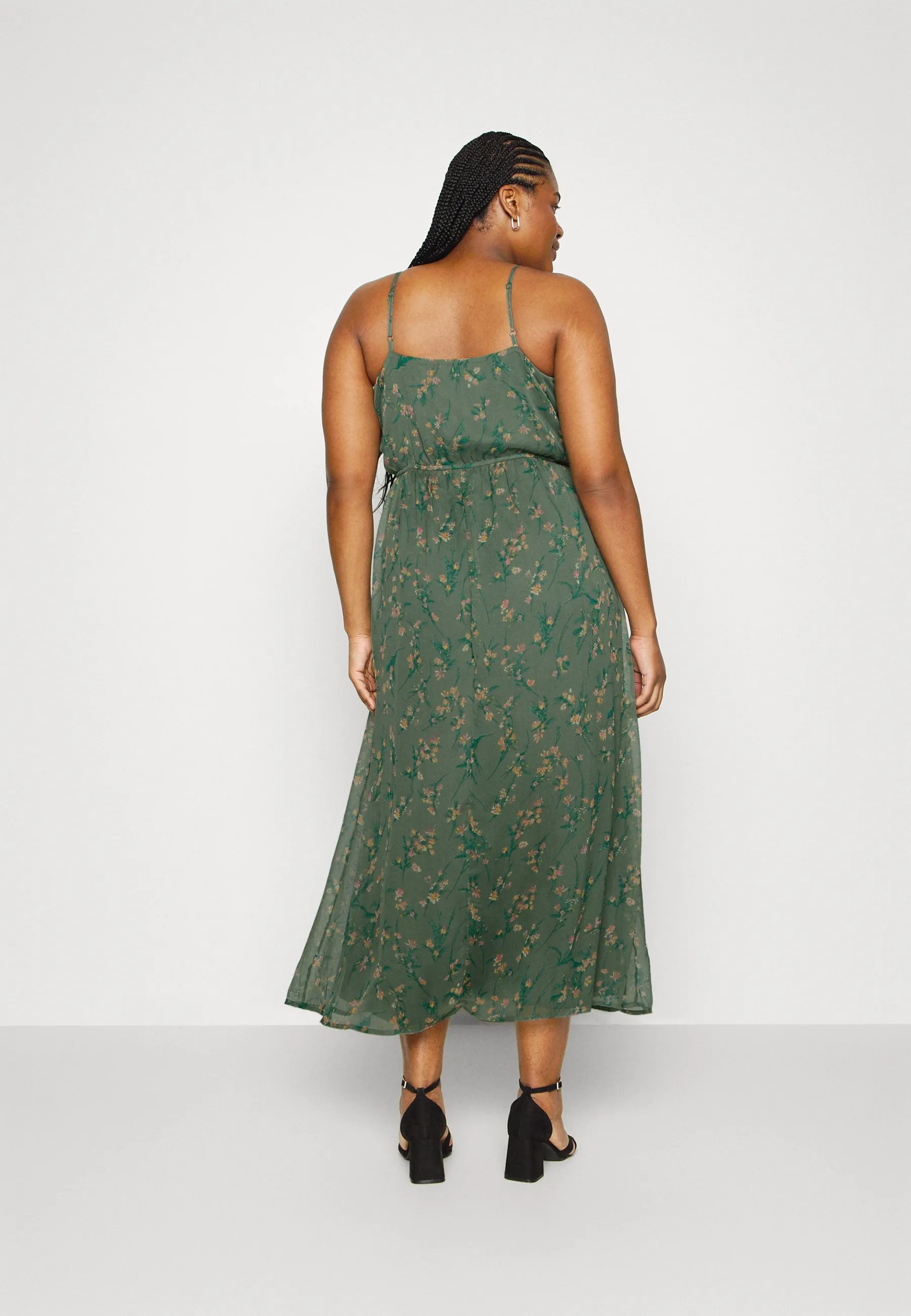 VMSMILLA SINGLET WRAP ANKLE DRESS CUR - Vestito estivo